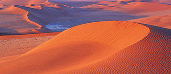 切尔西逆风翻盘，英冠球队险胜：斯坦福桥的夜晚，激情与奇迹交织