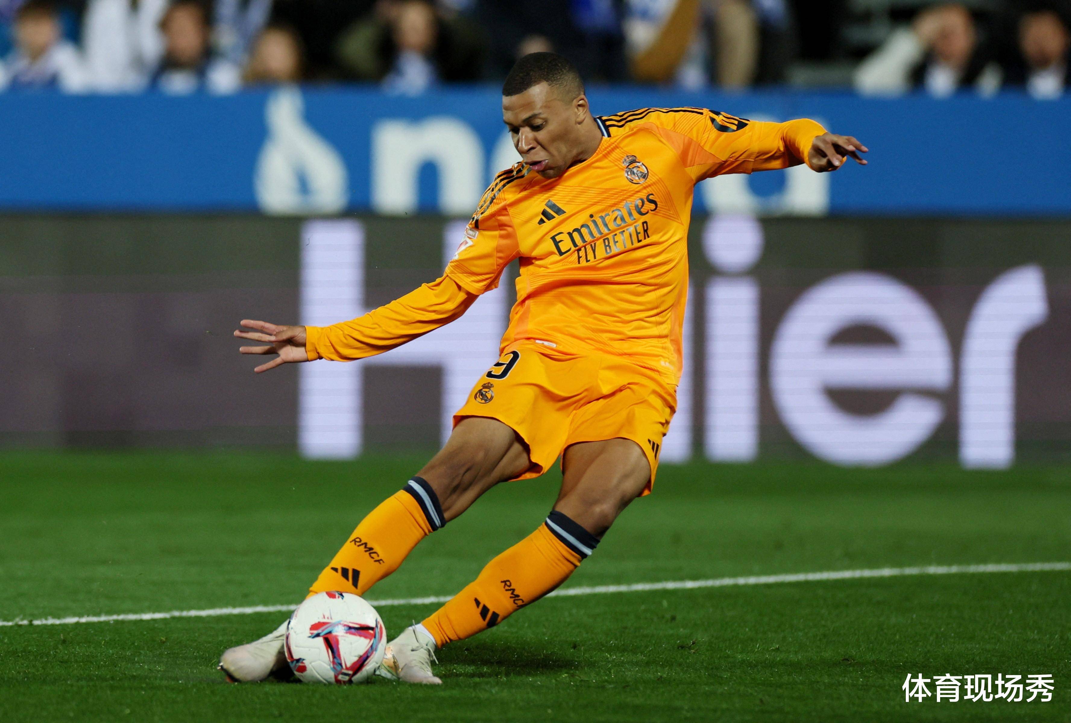 爱游戏官网网页版入口-皇家马德里主帅接受媒体专访(皇家马德里的主教练叫什么名字)