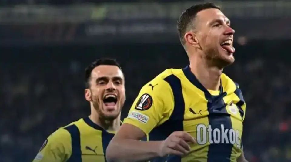 瑞典男足战术精妙,成功晋级淘汰赛 瑞典男足战术精妙,成功晋级淘汰赛