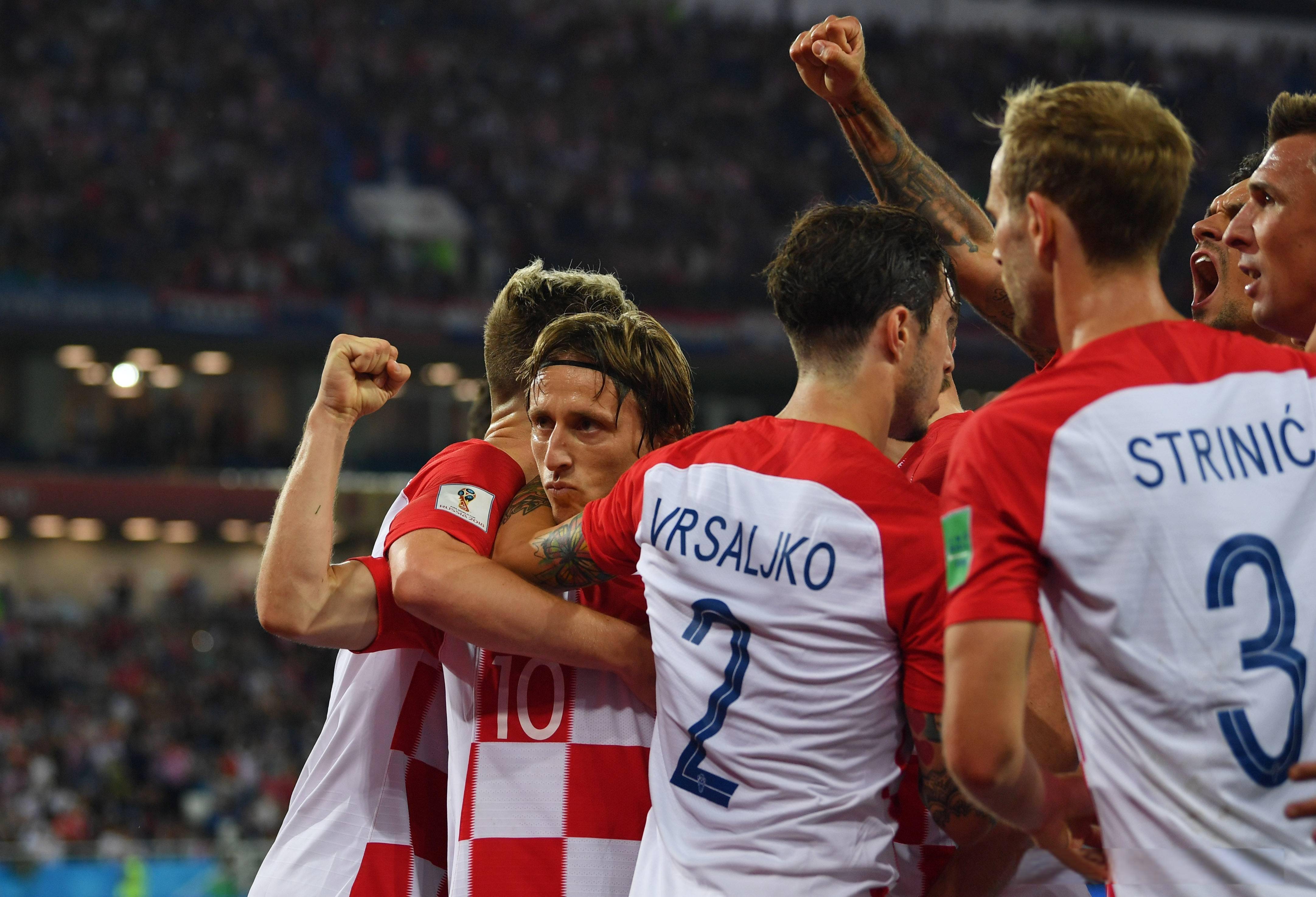 爱游戏登录入口-欧洲杯半决赛：荷兰队加时战胜对手