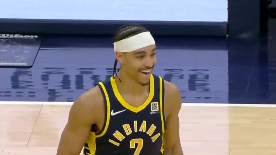 步行者胜独行侠赢得比赛,劳里情绪爆发挑战裁判的简单介绍 步行者胜独行侠赢得比赛,劳里情绪爆发挑战裁判的简单介绍