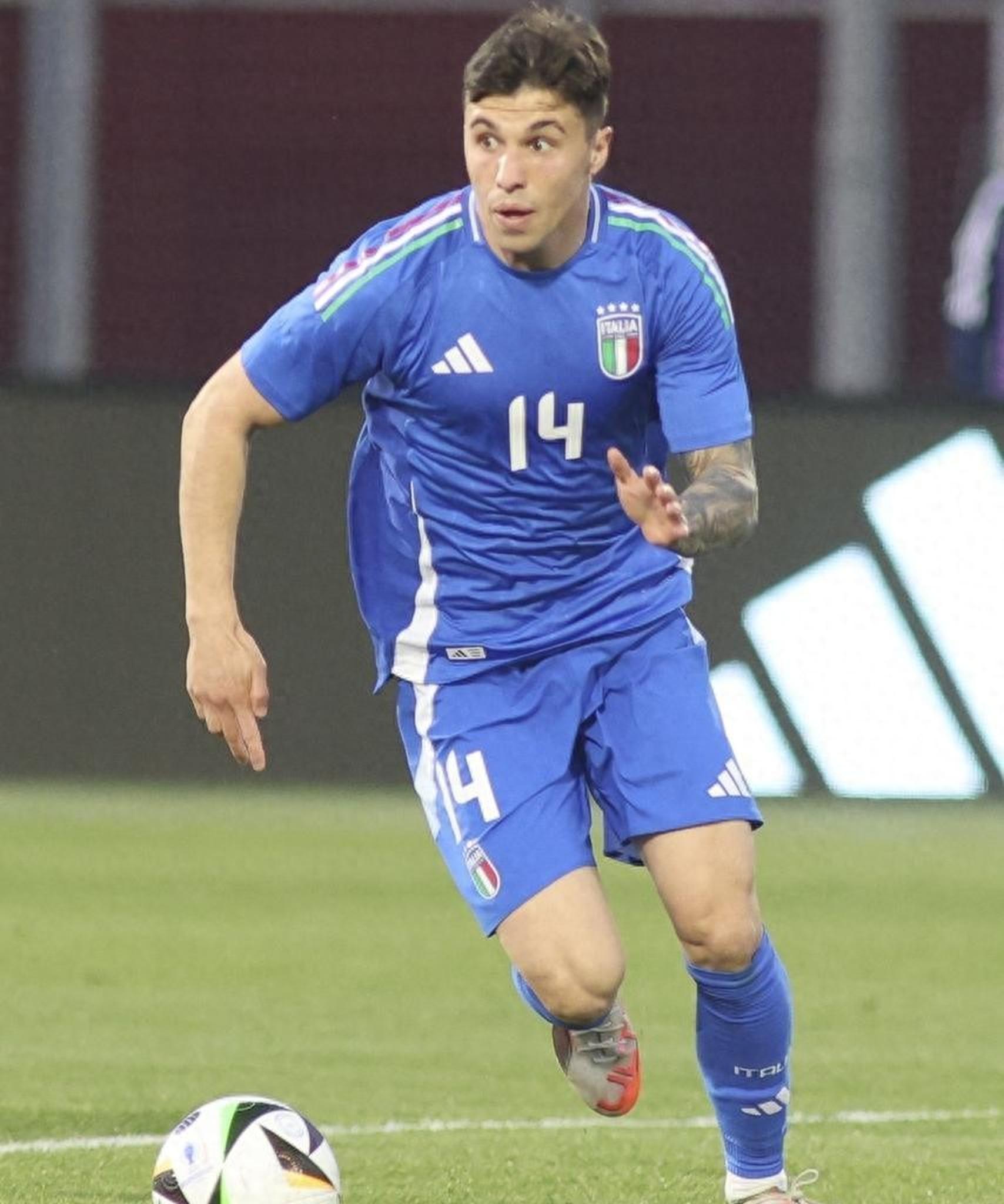 罗马尼亚队在欧预赛比赛中惨遭淘汰