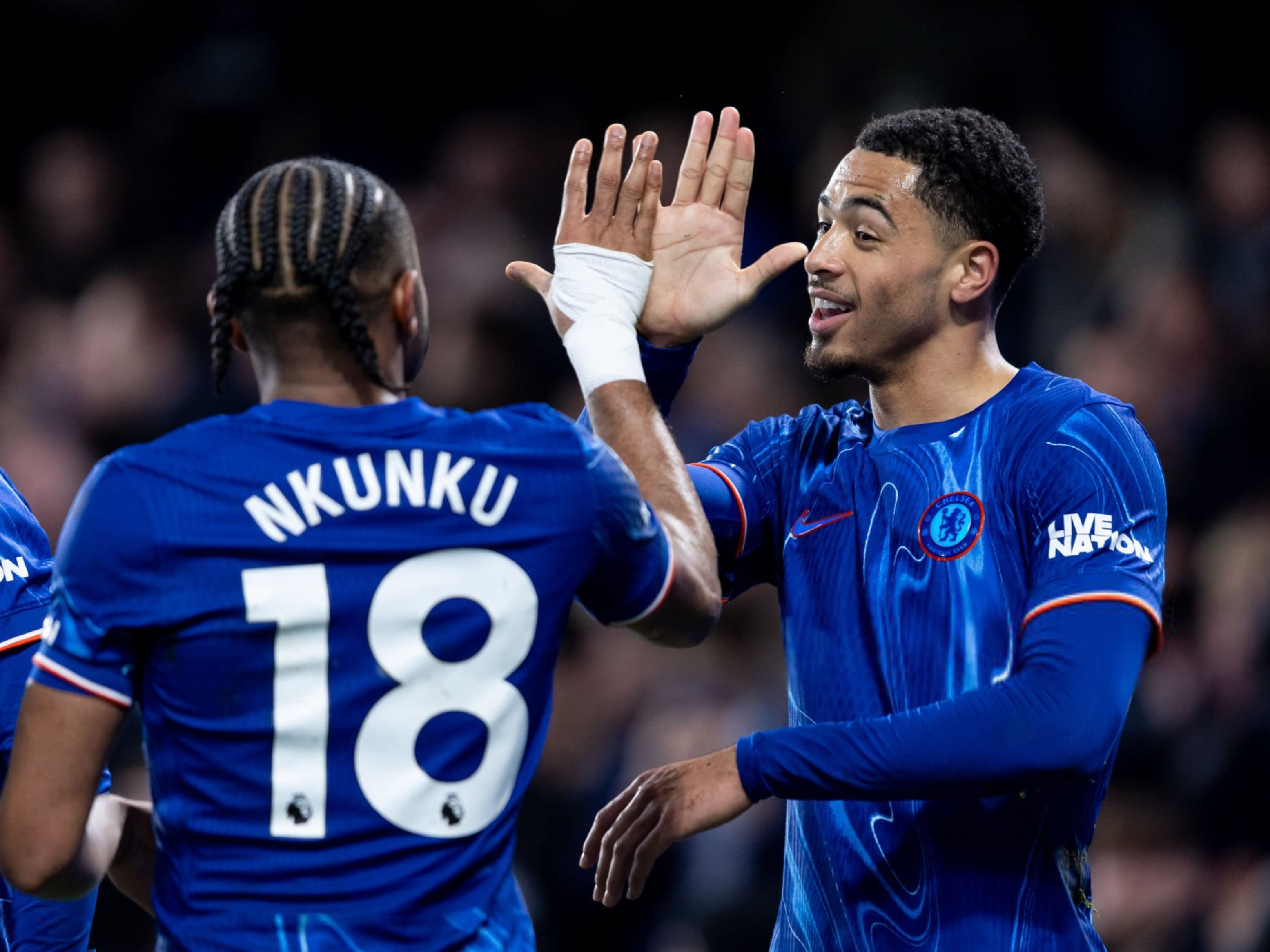 切尔西遭遇连败,前景不容乐观! 切尔西遭遇连败,前景不容乐观!