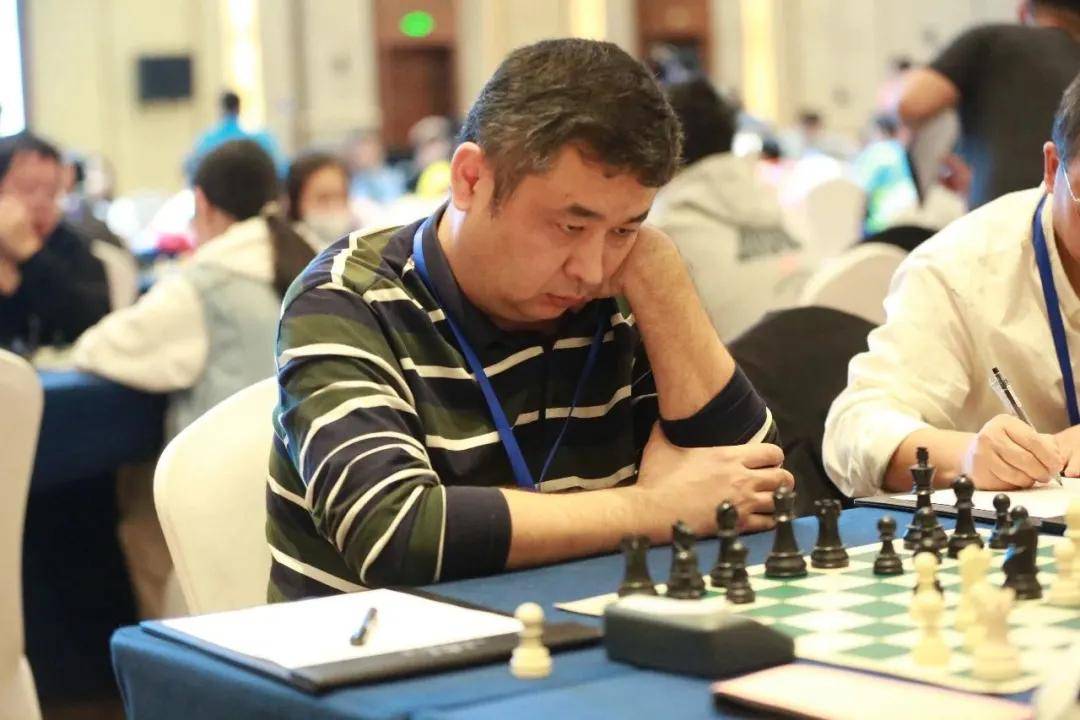 关于新疆队士气昂扬,欲登上冠军宝座的信息 关于新疆队士气昂扬,欲登上冠军宝座的信息