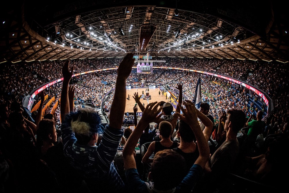 爱游戏官网-关于欧洲球员与球队合作举办篮球公益活动的信息