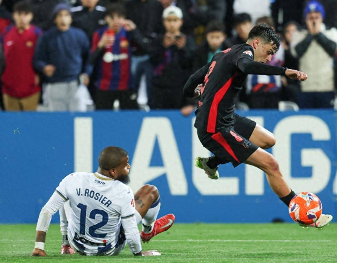 里尔客场逼平对手,保持不败纪录的简单介绍 里尔客场逼平对手,保持不败纪录的简单介绍