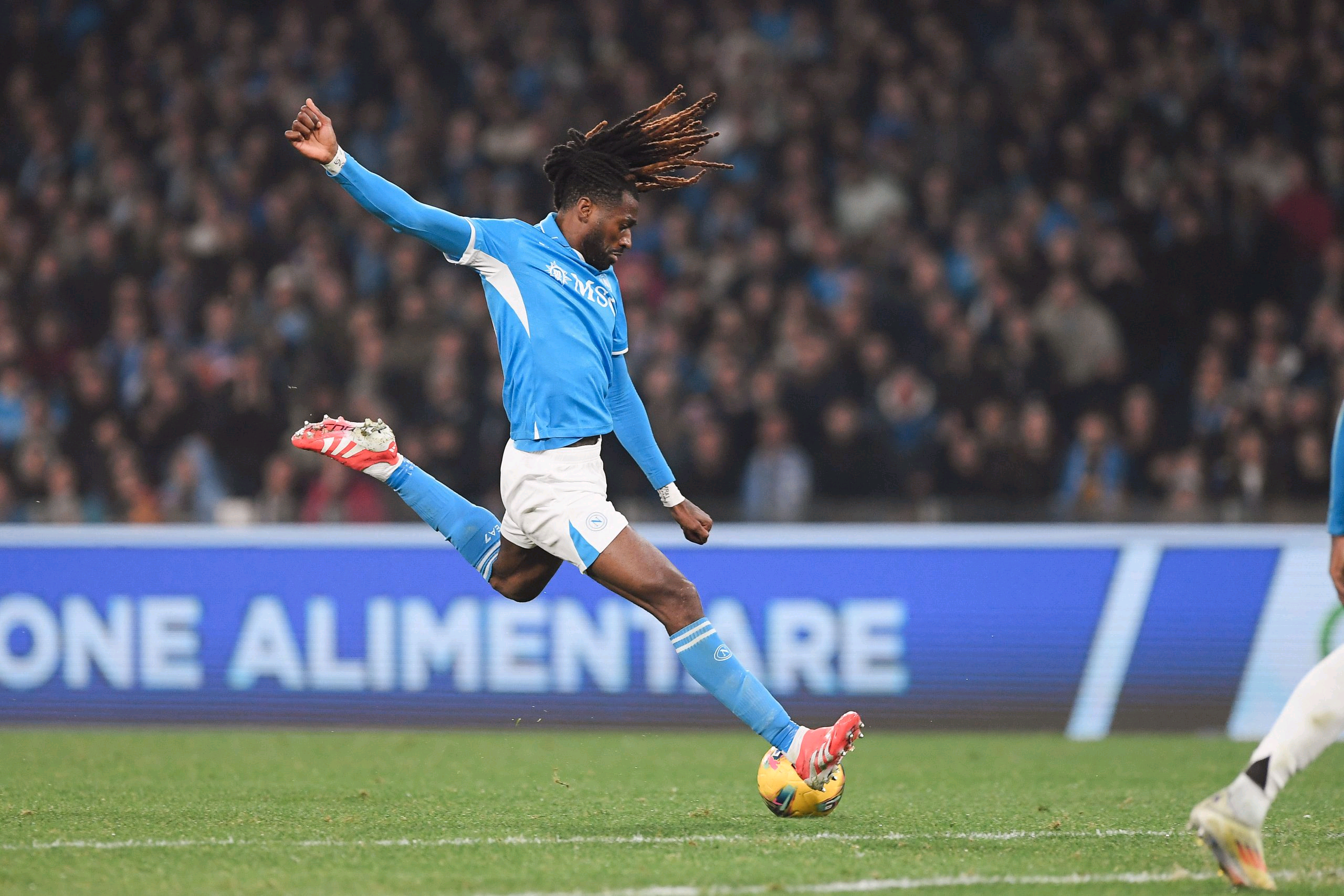 爱游戏app-意甲联赛新任主裁判上任，期待为比赛带来变化