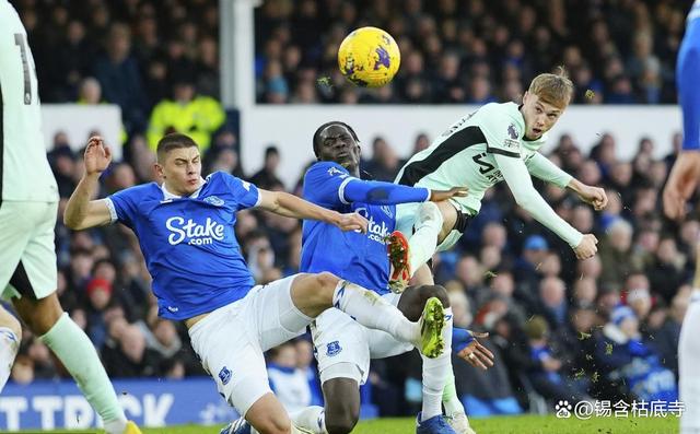 切尔西主场失利,球队状态令人揪心 切尔西主场失利,球队状态令人揪心