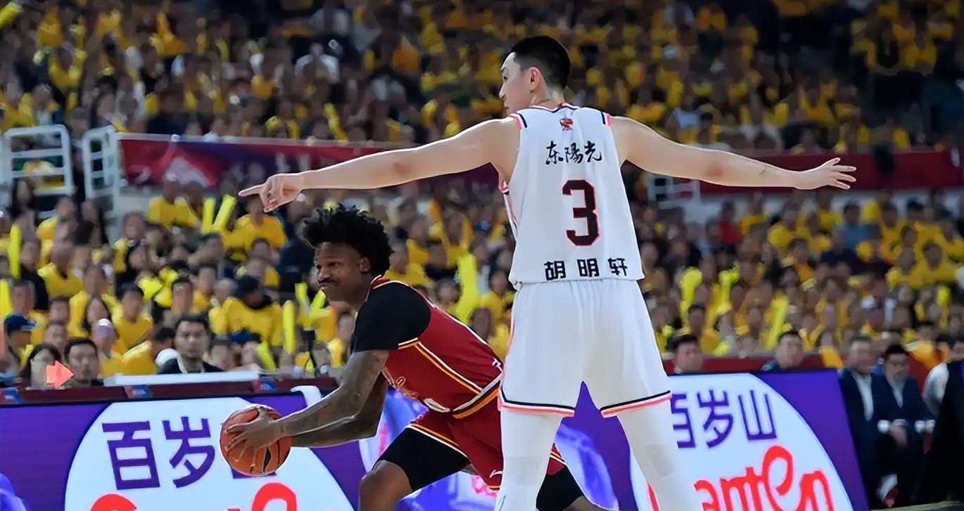 广东男篮再下一城,压倒性优势获得胜利的简单介绍 广东男篮再下一城,压倒性优势获得胜利的简单介绍