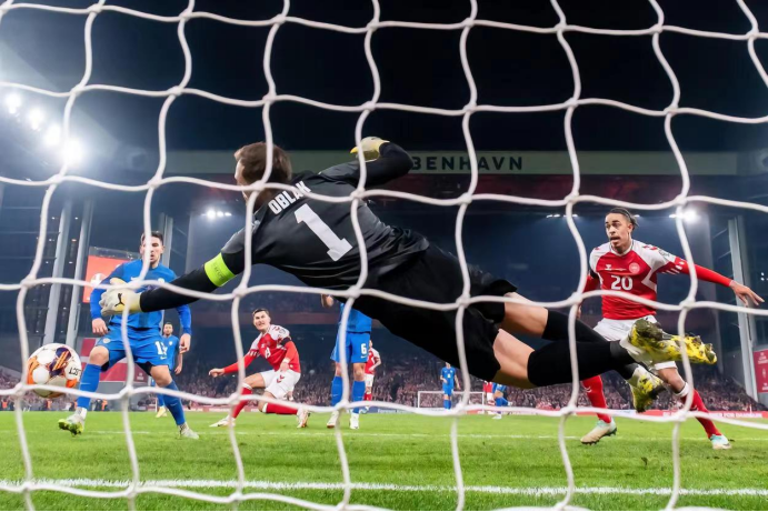 爱游戏官网-雷神缔造绝杀，黑马瑞士晋级欧洲杯