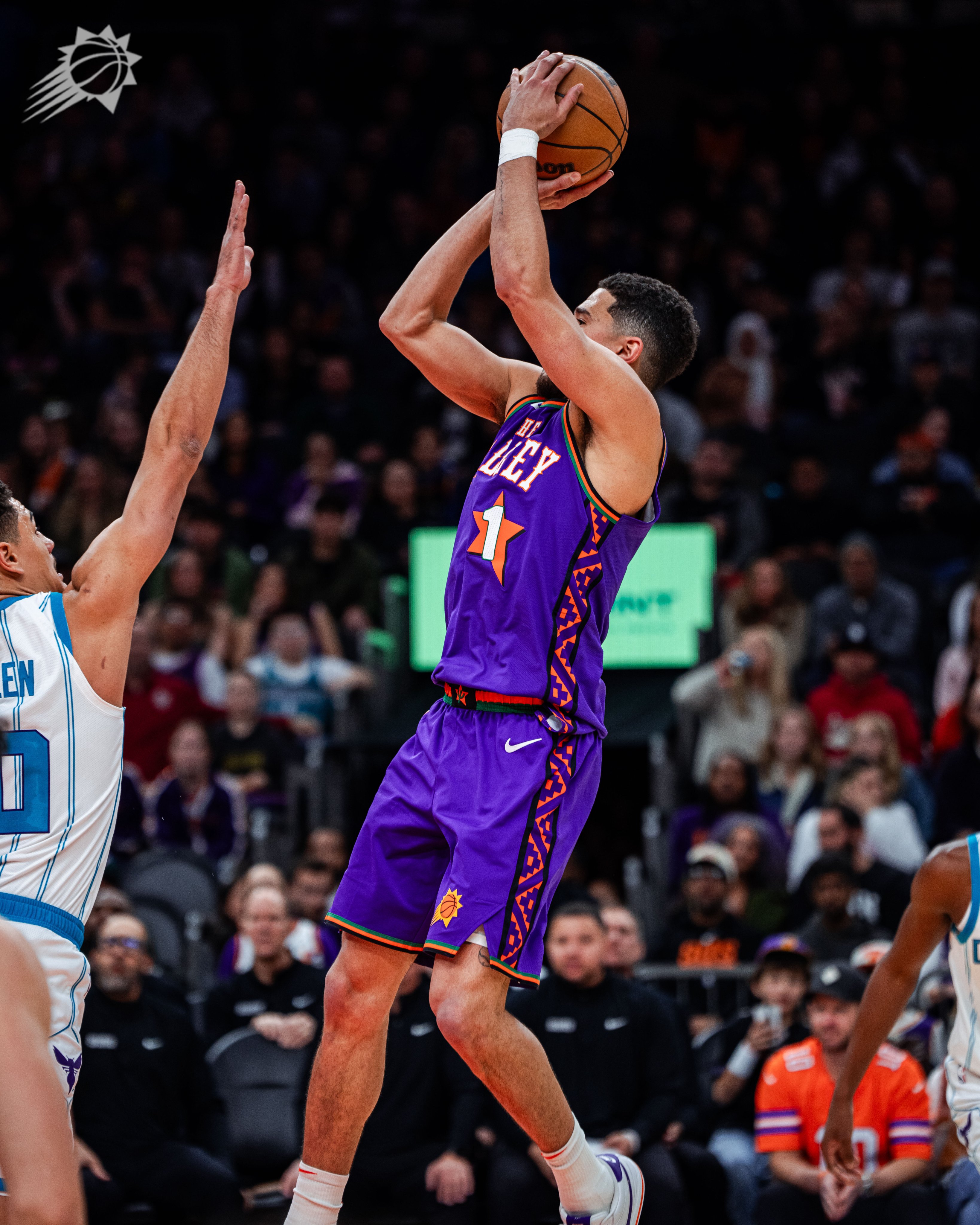 太阳力克雷霆，布克狂砍40分称王