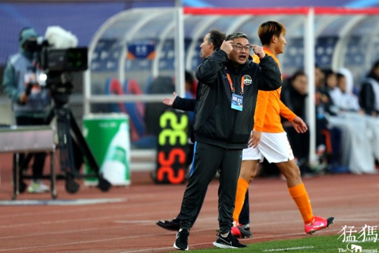 建业主场逆转战胜,球队实力表现突出的简单介绍 建业主场逆转战胜,球队实力表现突出的简单介绍