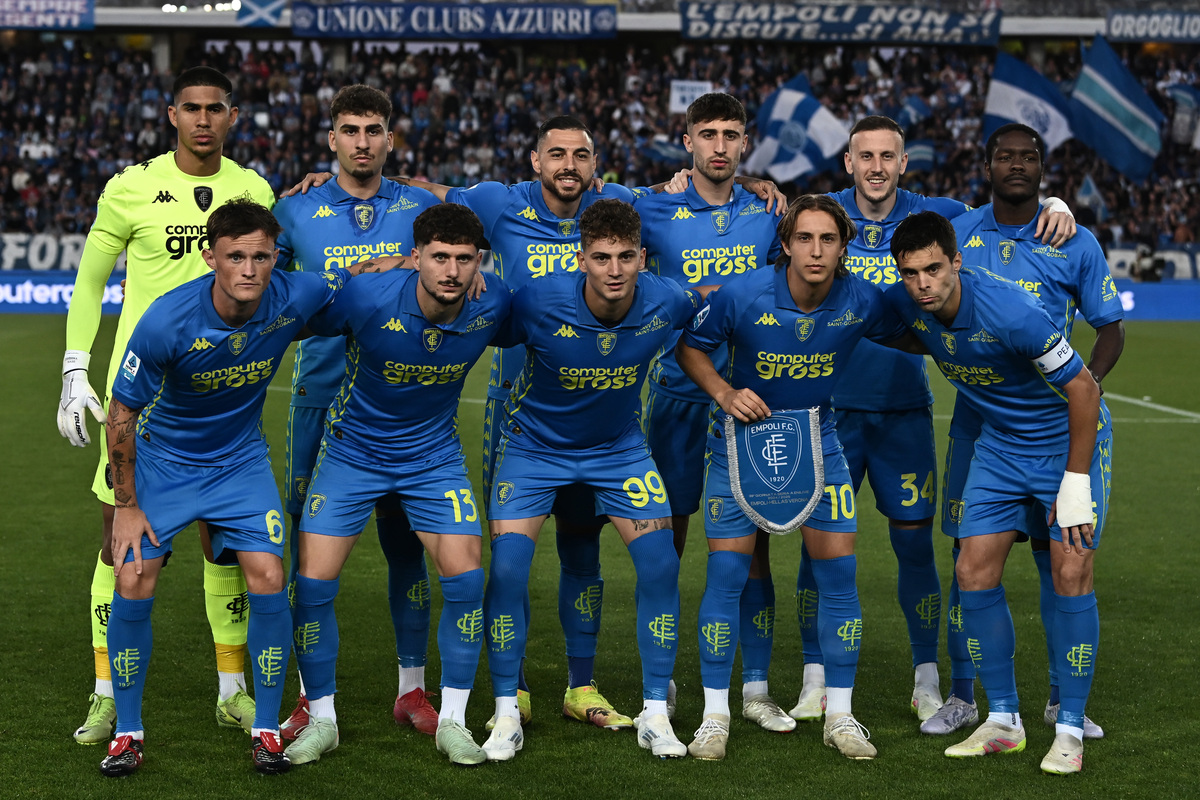 爱游戏网页版-切尔西阵容整体表现出色，阿拉维斯主场取胜