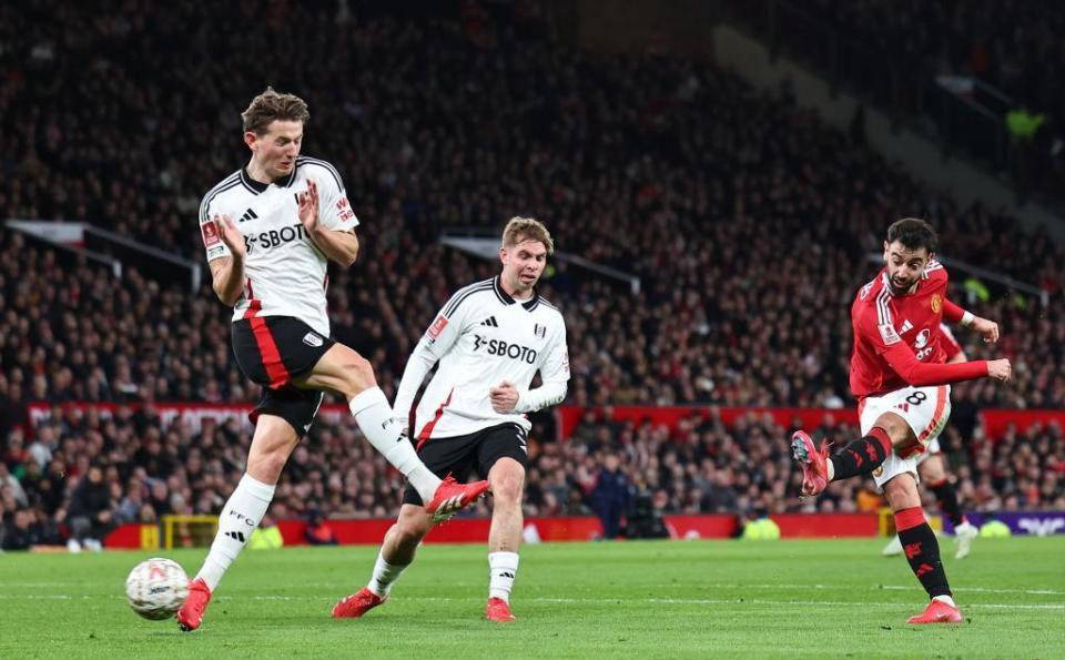 爱游戏app-斯特林爆发两球，曼城轻松晋级欧洲冠军联赛四分之一决赛的简单介绍