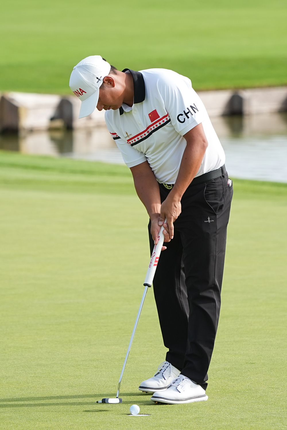 高尔夫球赛上西班牙选手称霸